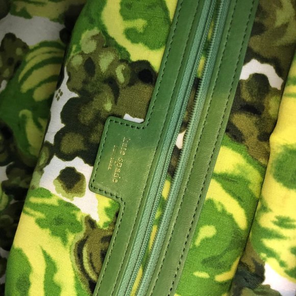 Kate Spade Tote - Picture 3 of 4